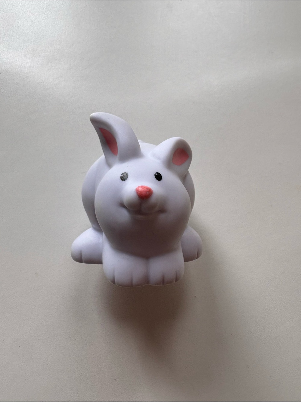 ⭐️ Fisher Price Little People Bunny Rabbit Figure (2002)